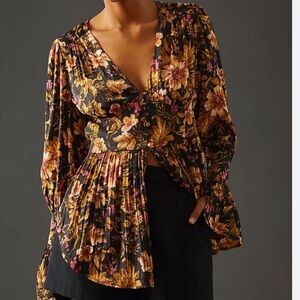 Anthropologie Whimsy Feminine Wide Sleeve Deep-V Tunic Floral Black Motif Blouse